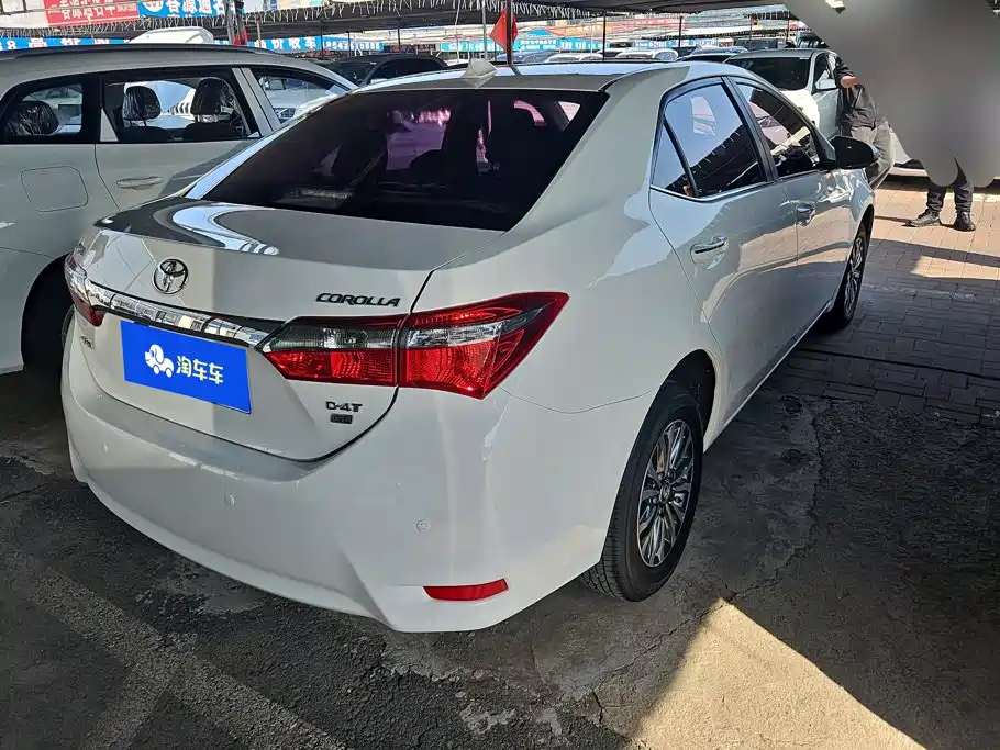 Toyota Corolla — фото 3