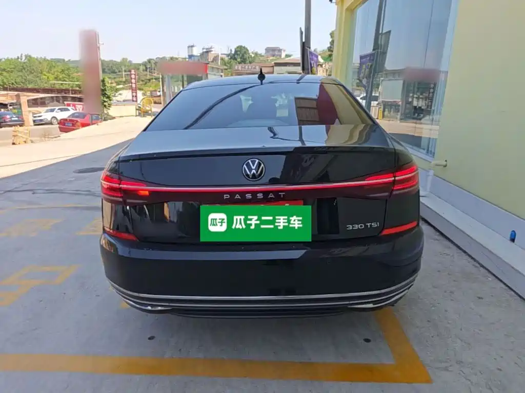 Volkswagen Passat — фото 6