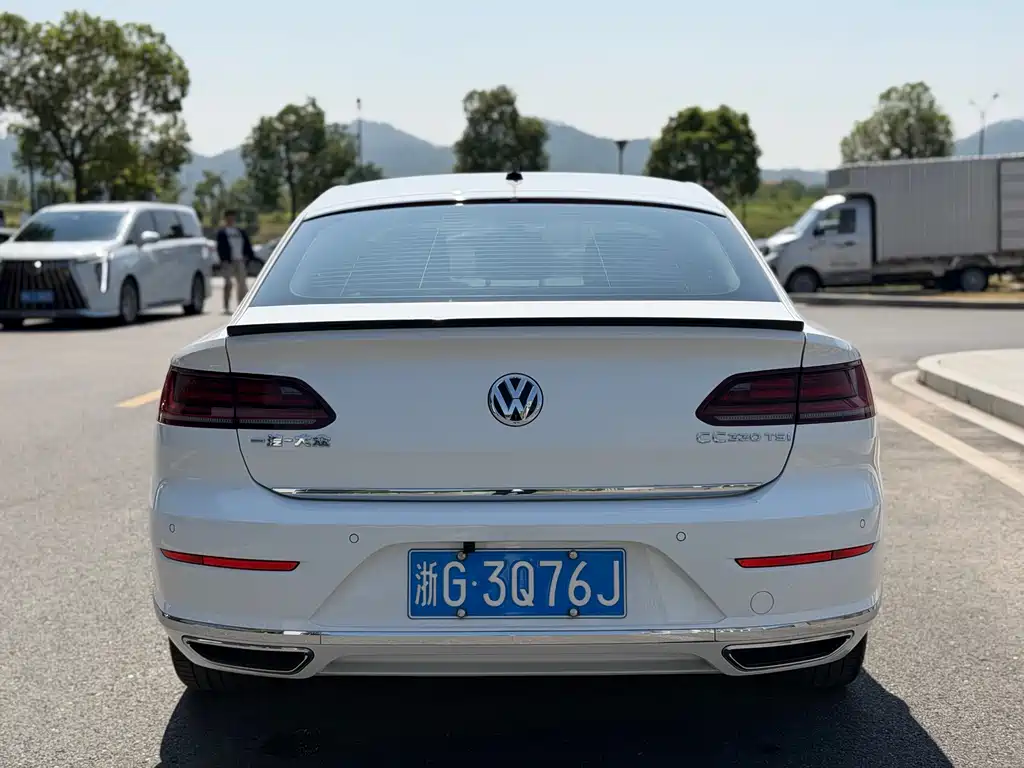Volkswagen CC — фото 13