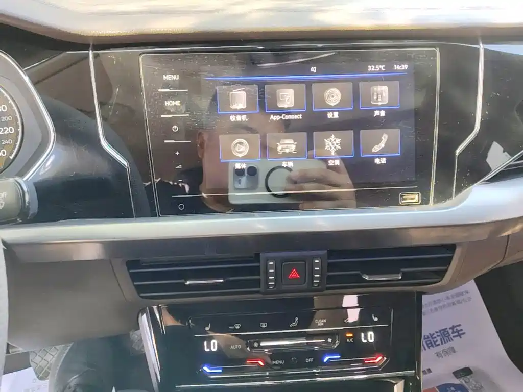 Volkswagen Passat — фото 13