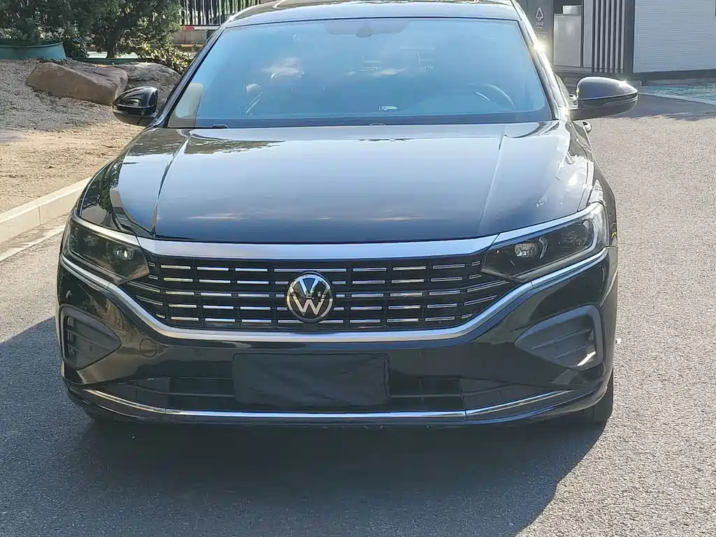 Volkswagen Passat — фото 2