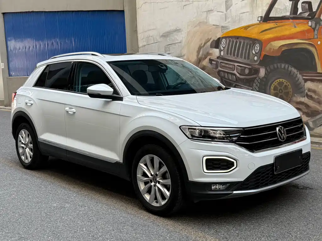 Volkswagen T-Roc — фото 3