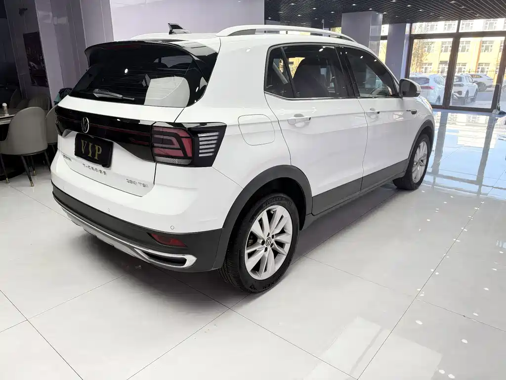Volkswagen T-Cross — фото 5