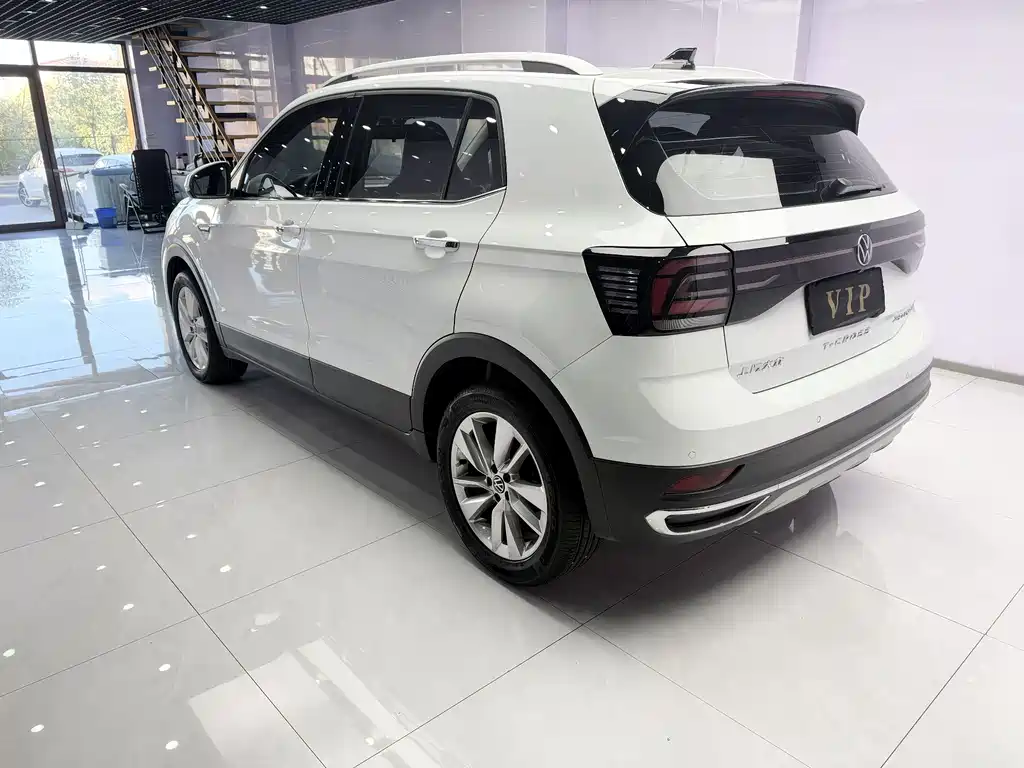 Volkswagen T-Cross — фото 6