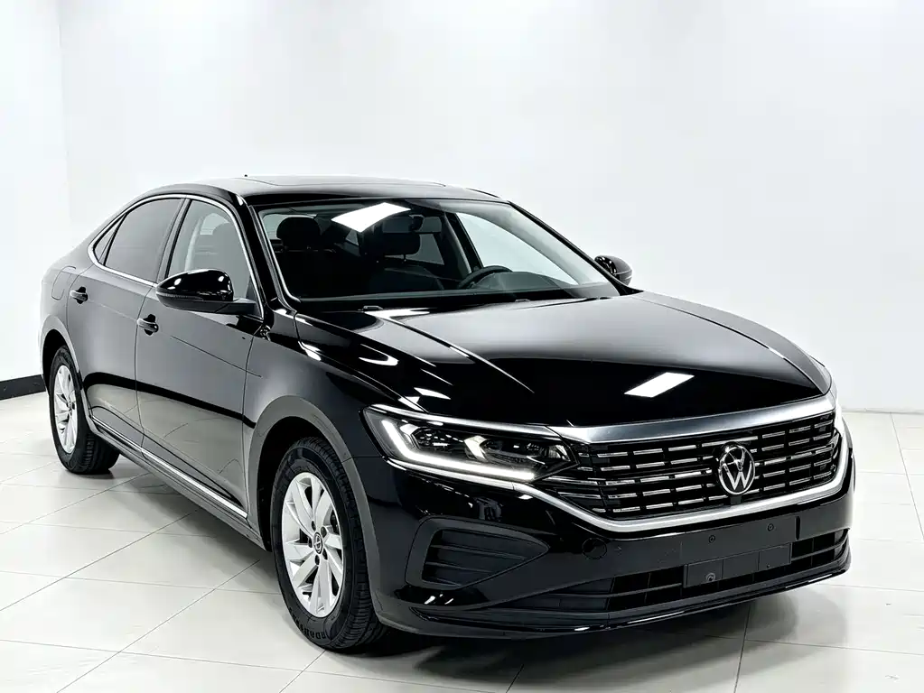 Volkswagen Passat — фото 3