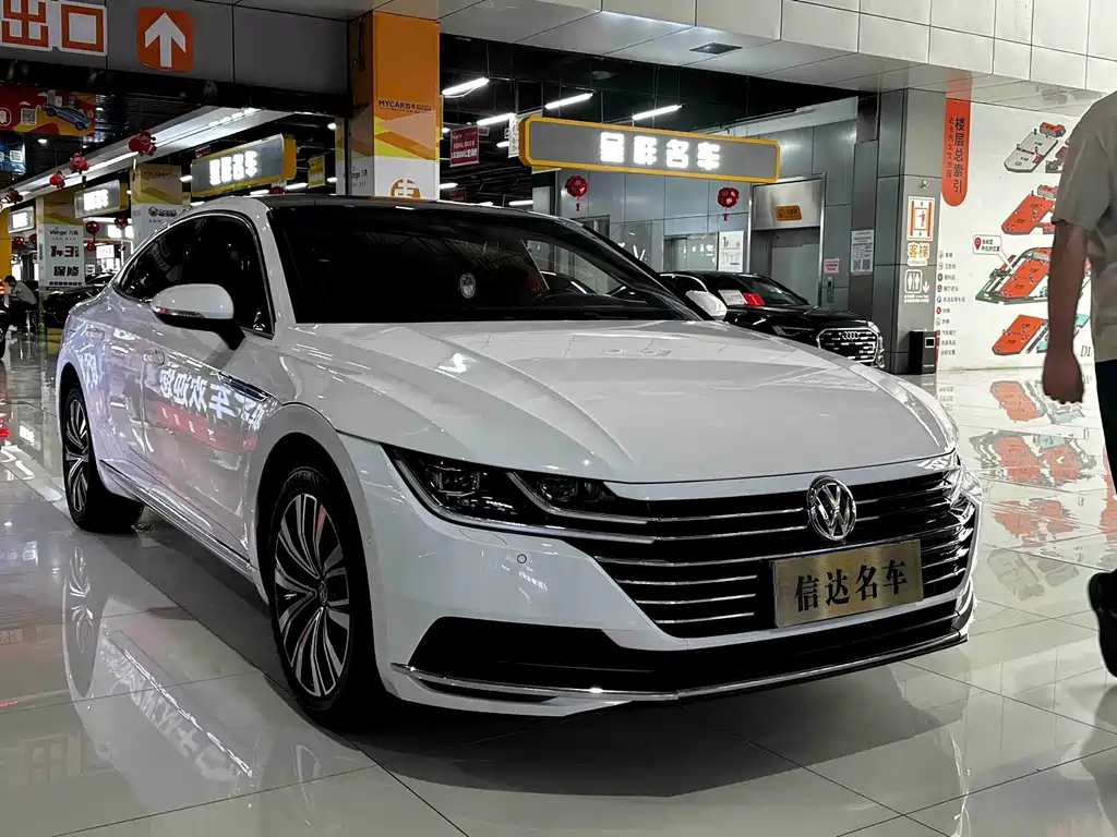 Volkswagen CC — фото 3