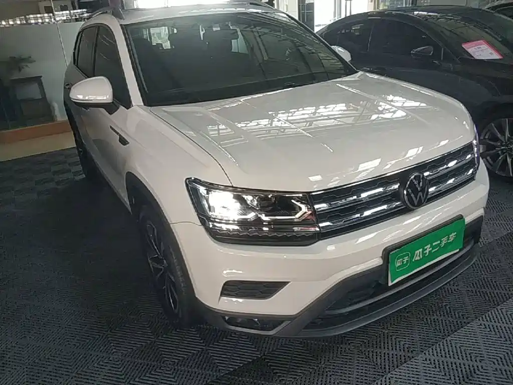 Volkswagen Tharu — фото 4