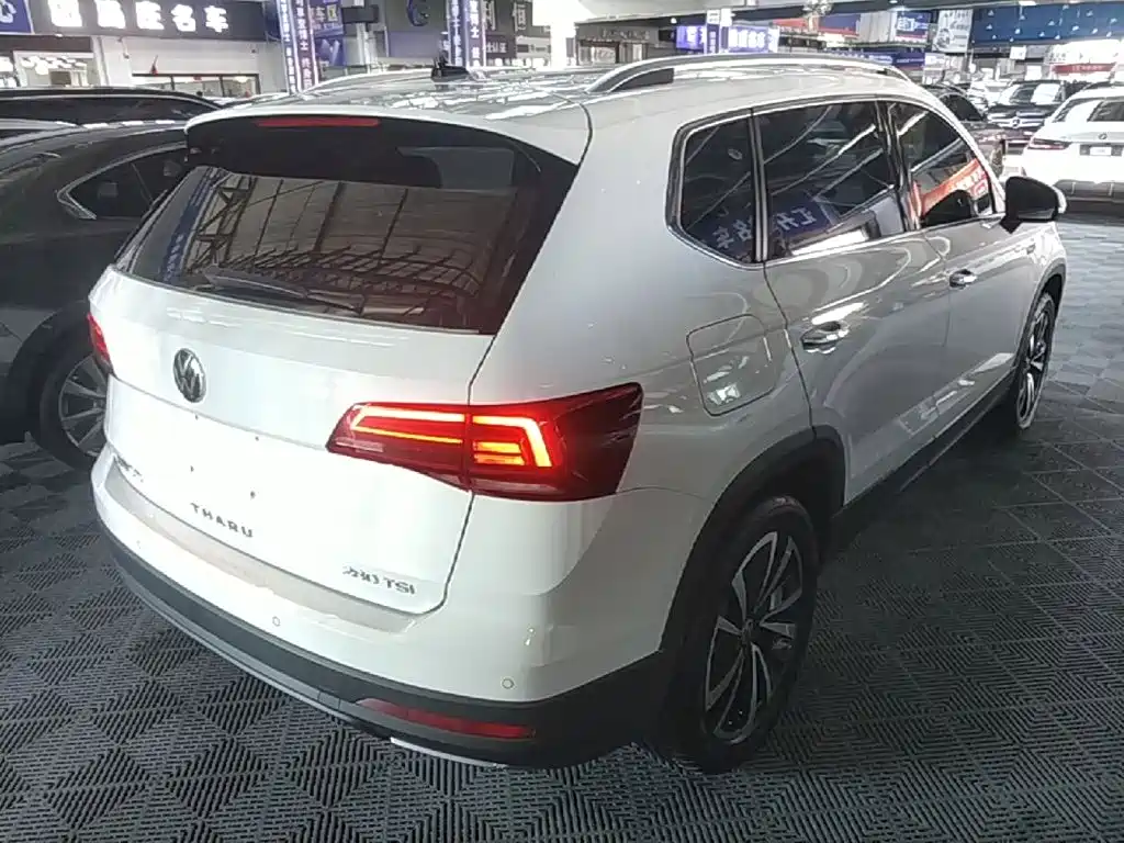 Volkswagen Tharu — фото 7