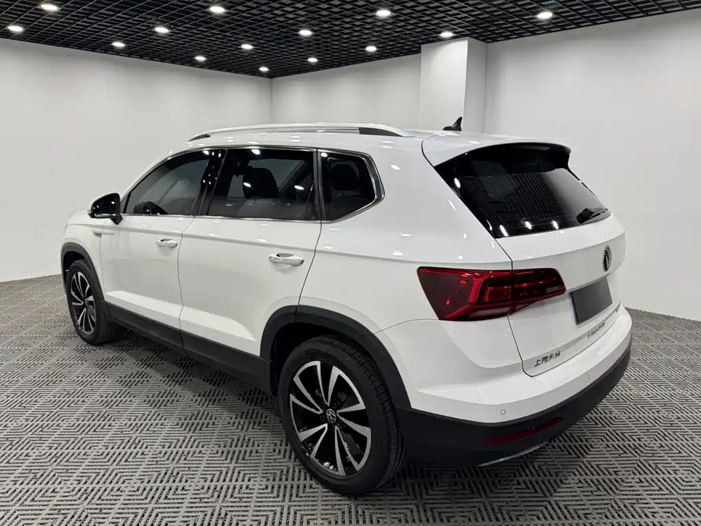 Volkswagen Tharu — фото 9