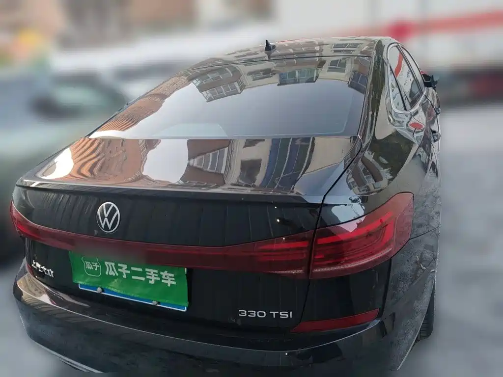 Volkswagen Passat — фото 5