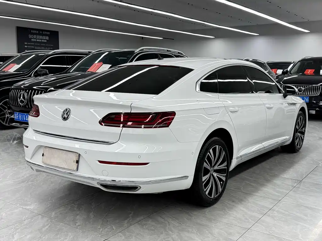 Volkswagen CC — фото 6