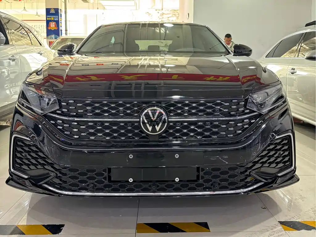 Volkswagen Passat — фото 2