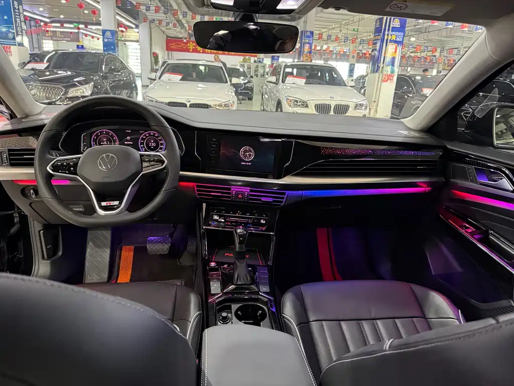 Volkswagen Passat — фото 5