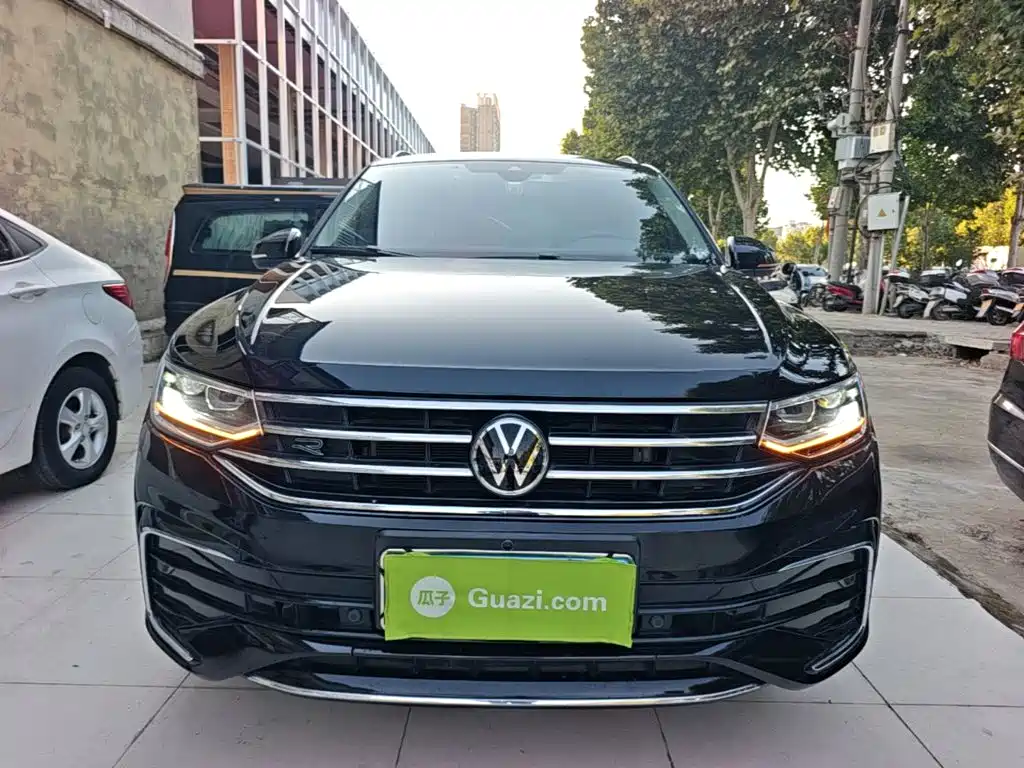 Volkswagen Tiguan L — фото 3