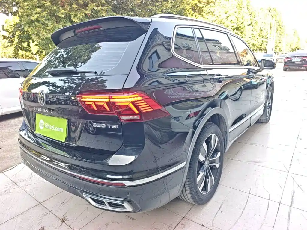 Volkswagen Tiguan L — фото 7