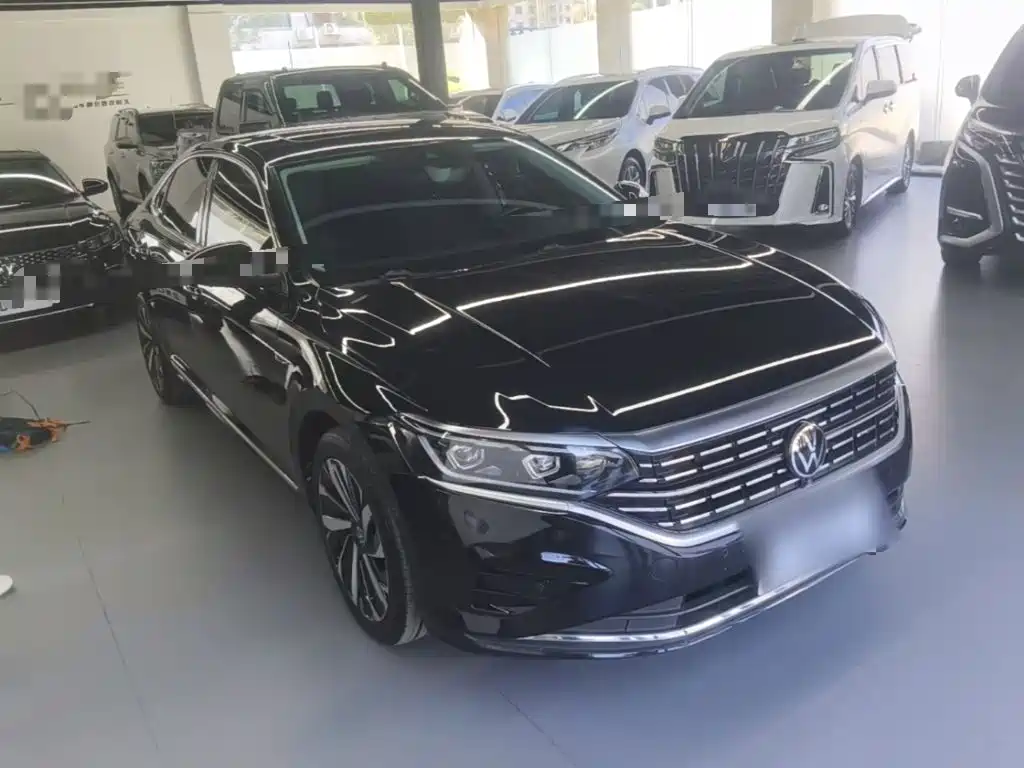 Volkswagen Passat — фото 4