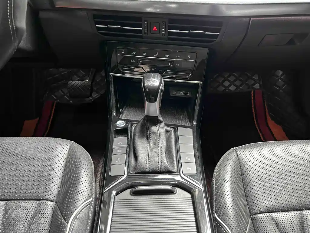 Volkswagen Passat — фото 6