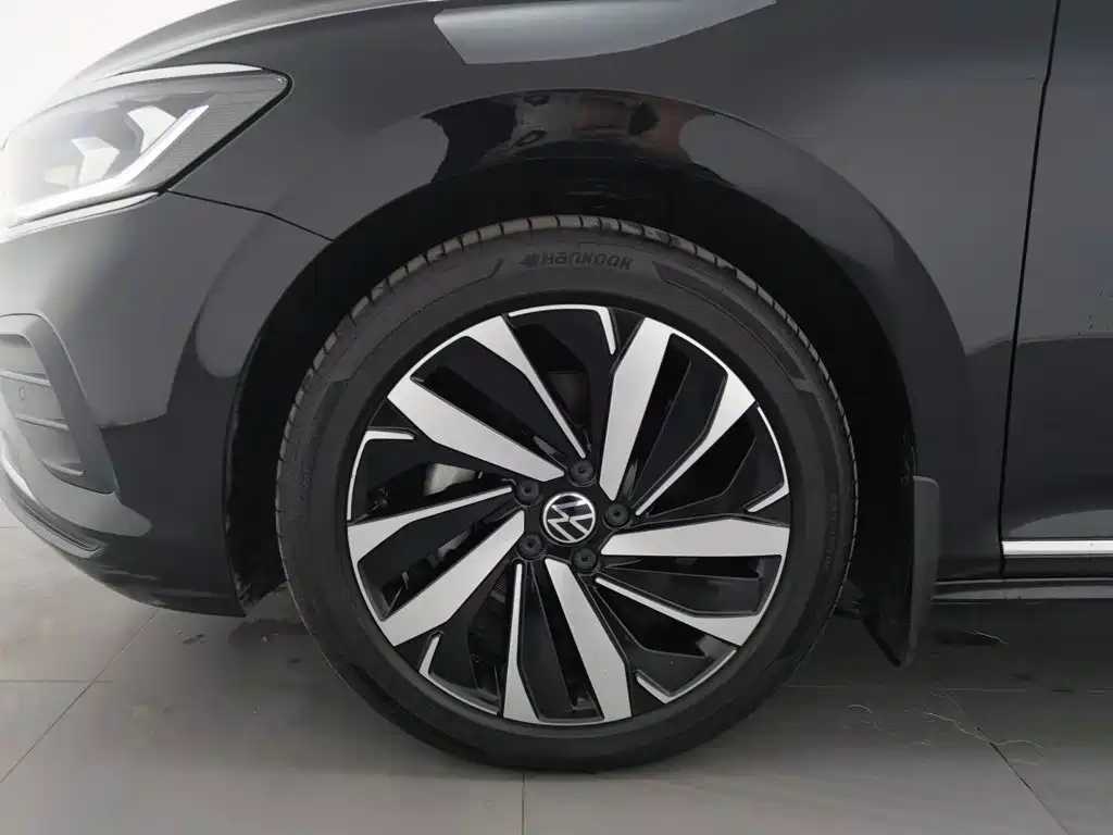 Volkswagen Passat — фото 17