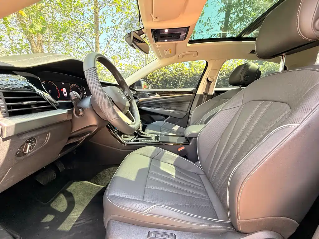 Volkswagen Passat — фото 6
