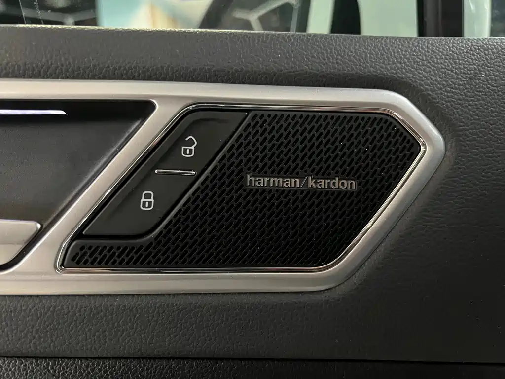 Volkswagen Tiguan L — фото 5