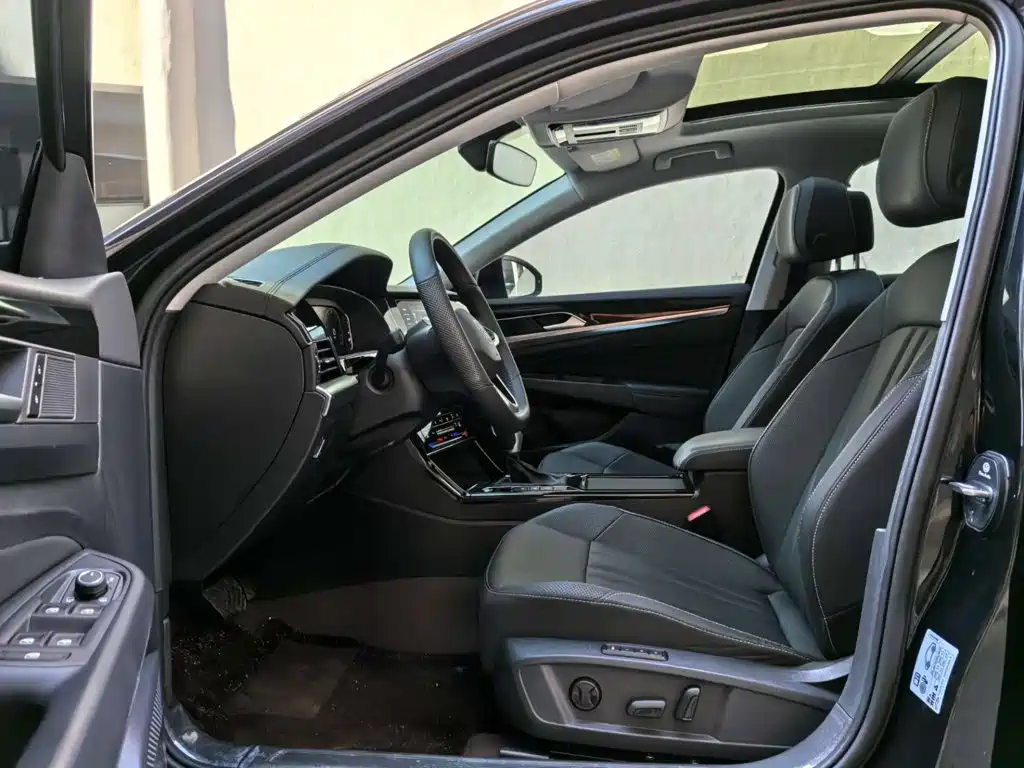 Volkswagen Passat — фото 9