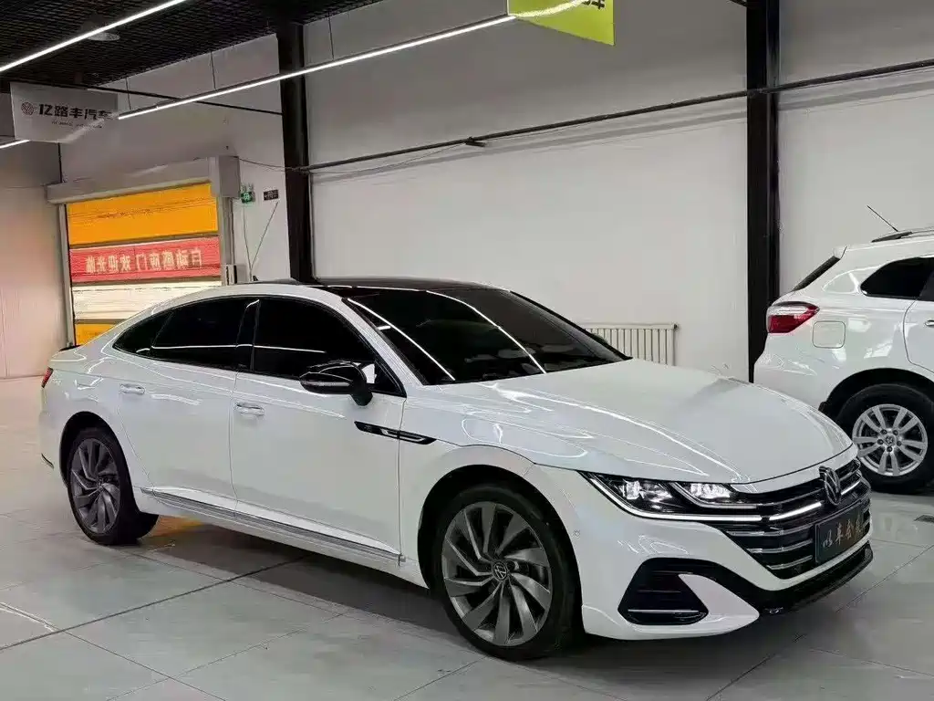 Volkswagen CC — фото 3