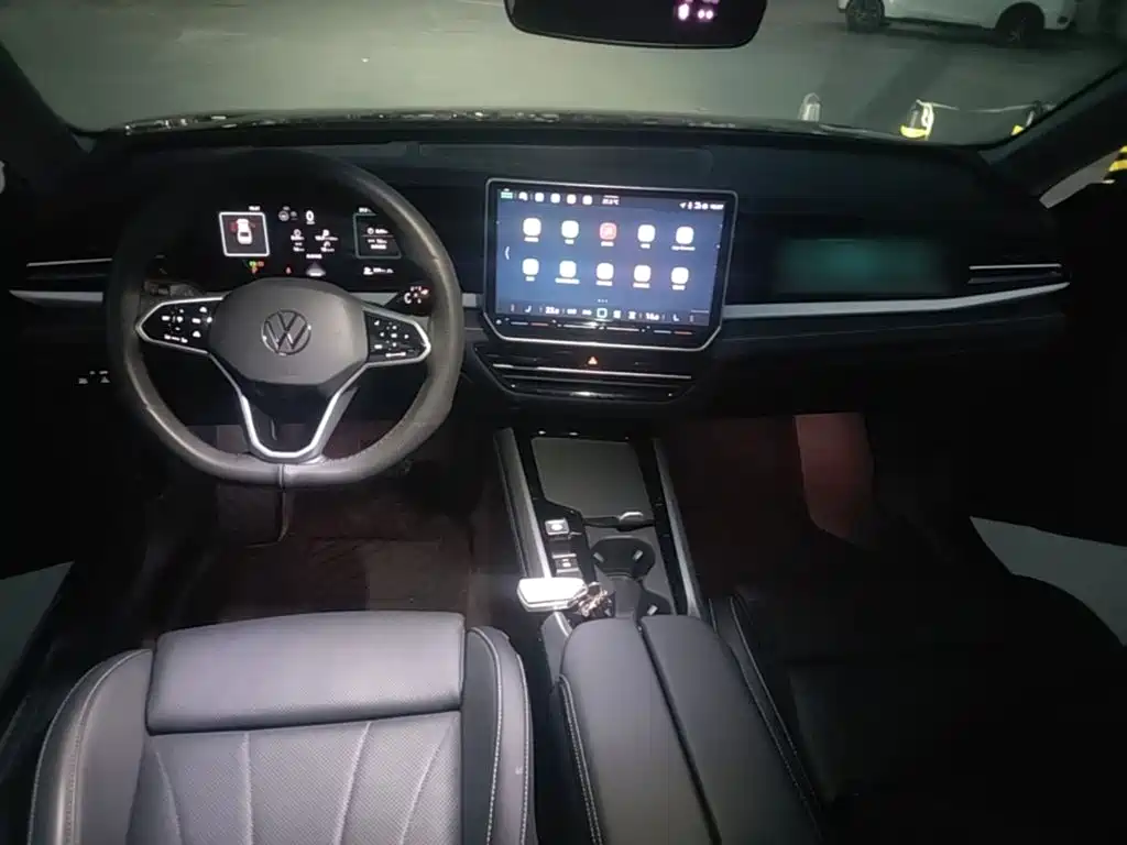 Volkswagen Passat — фото 10
