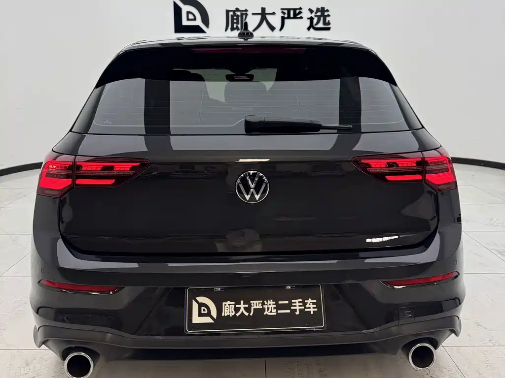 Volkswagen Golf GTI — фото 5