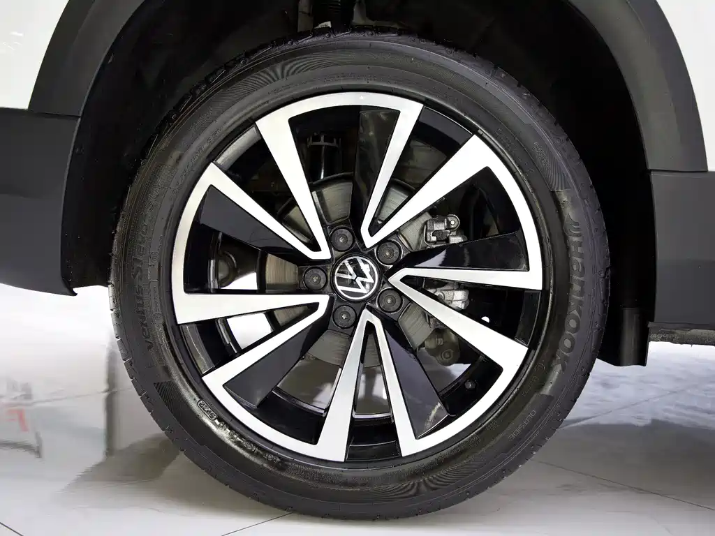 Volkswagen Tharu — фото 20