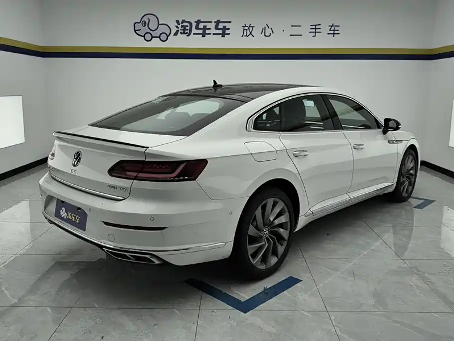 Volkswagen CC — фото 3