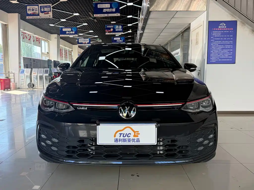 Volkswagen Golf GTI — фото 2