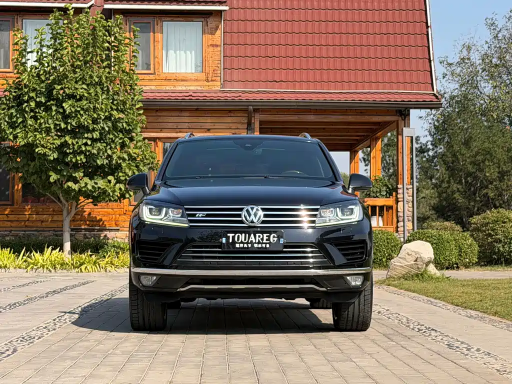 Volkswagen Touareg — фото 2
