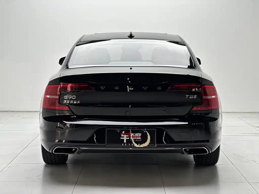 Volvo S90 — фото 5