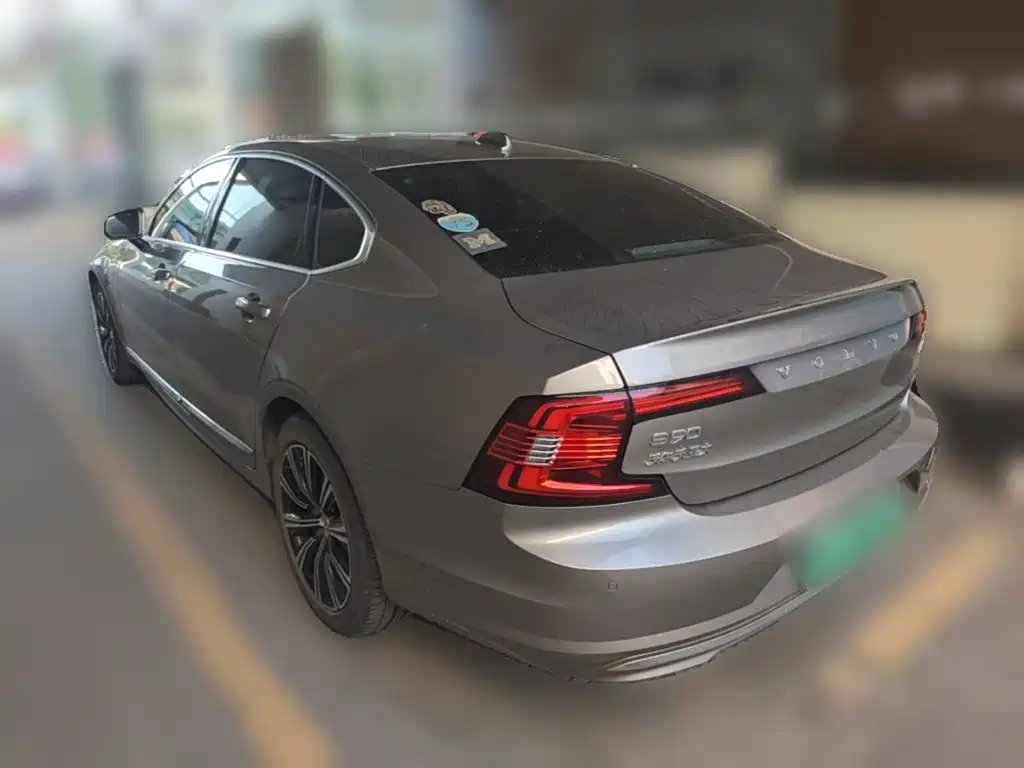 Volvo S90 PHEV — фото 7