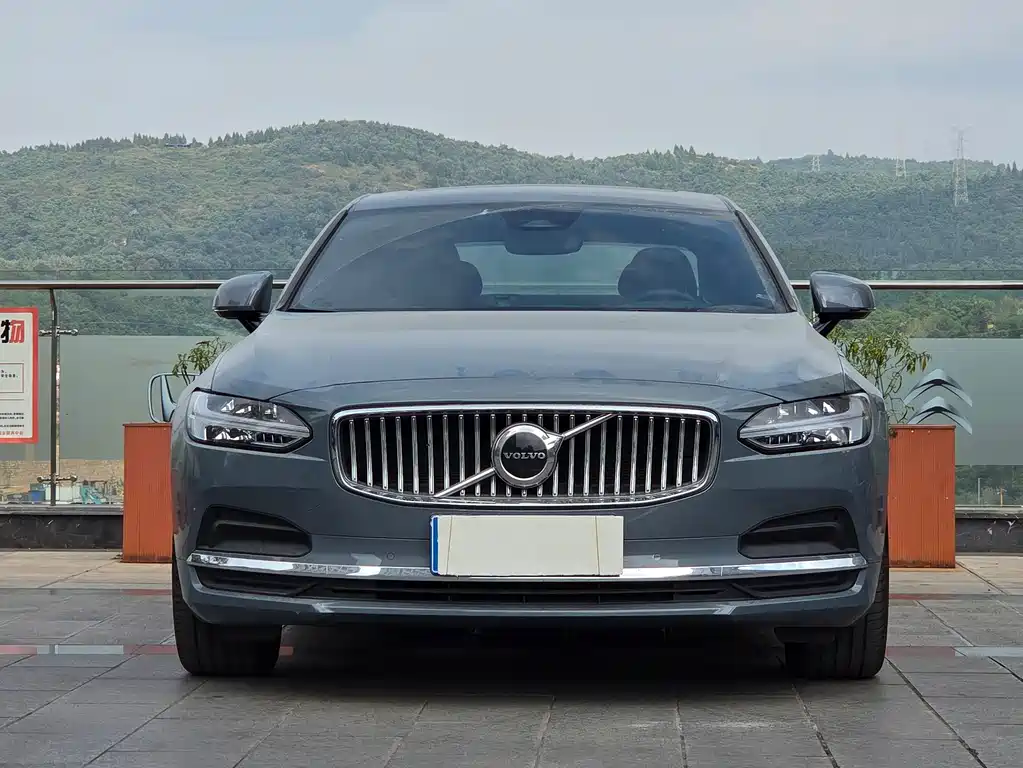 Volvo S90 — фото 2