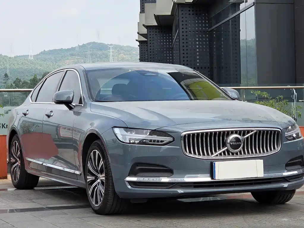 Volvo S90 — фото 3