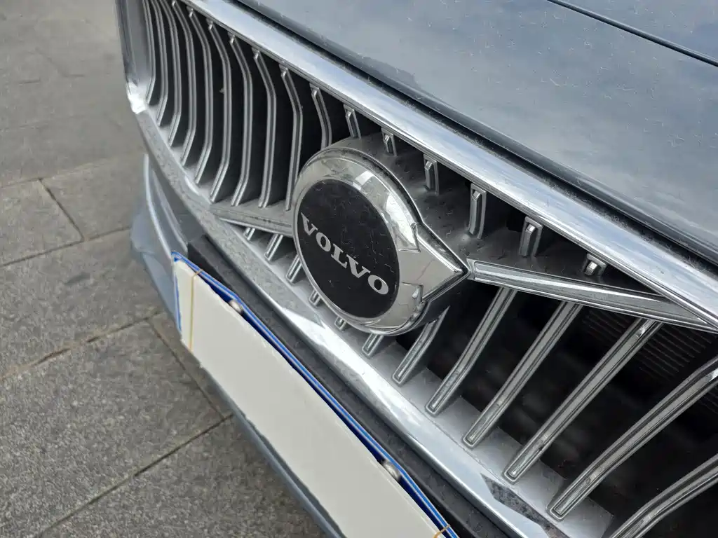 Volvo S90 — фото 10