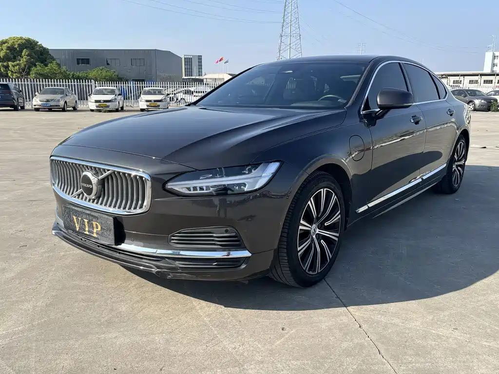 Volvo S90 PHEV — фото 21