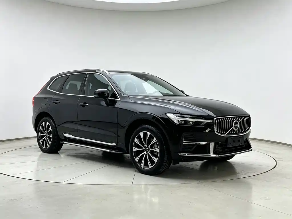 Volvo XC60 — фото 2