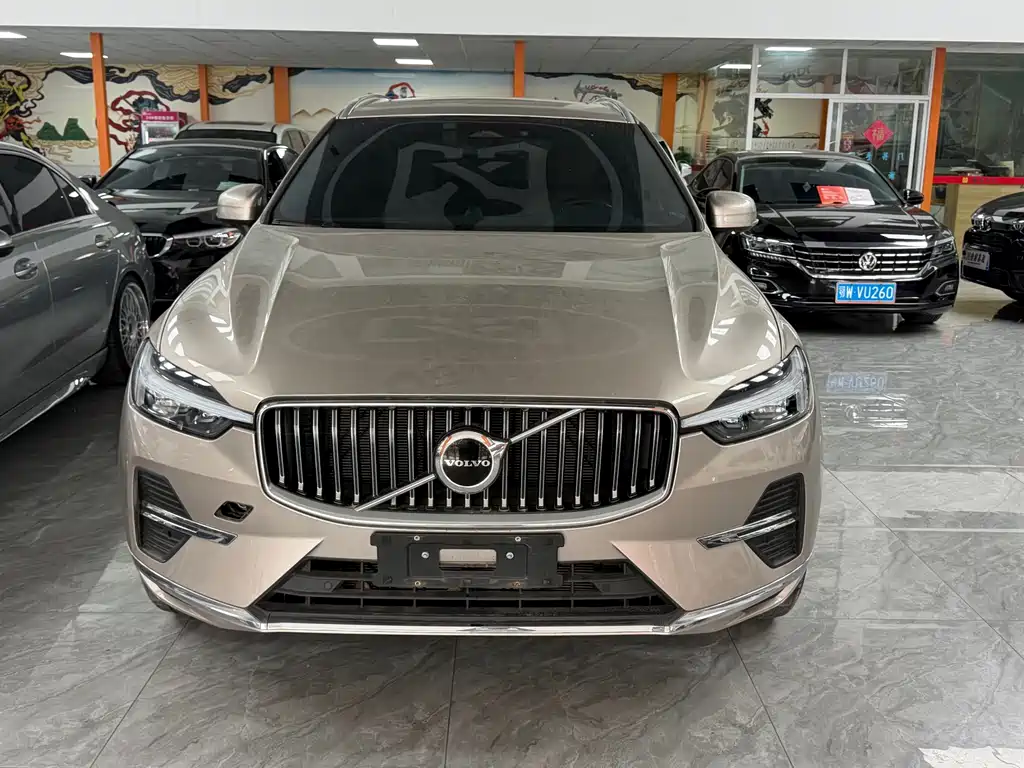 Volvo XC60 — фото 2