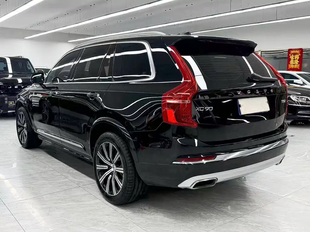 Volvo XC90 — фото 4