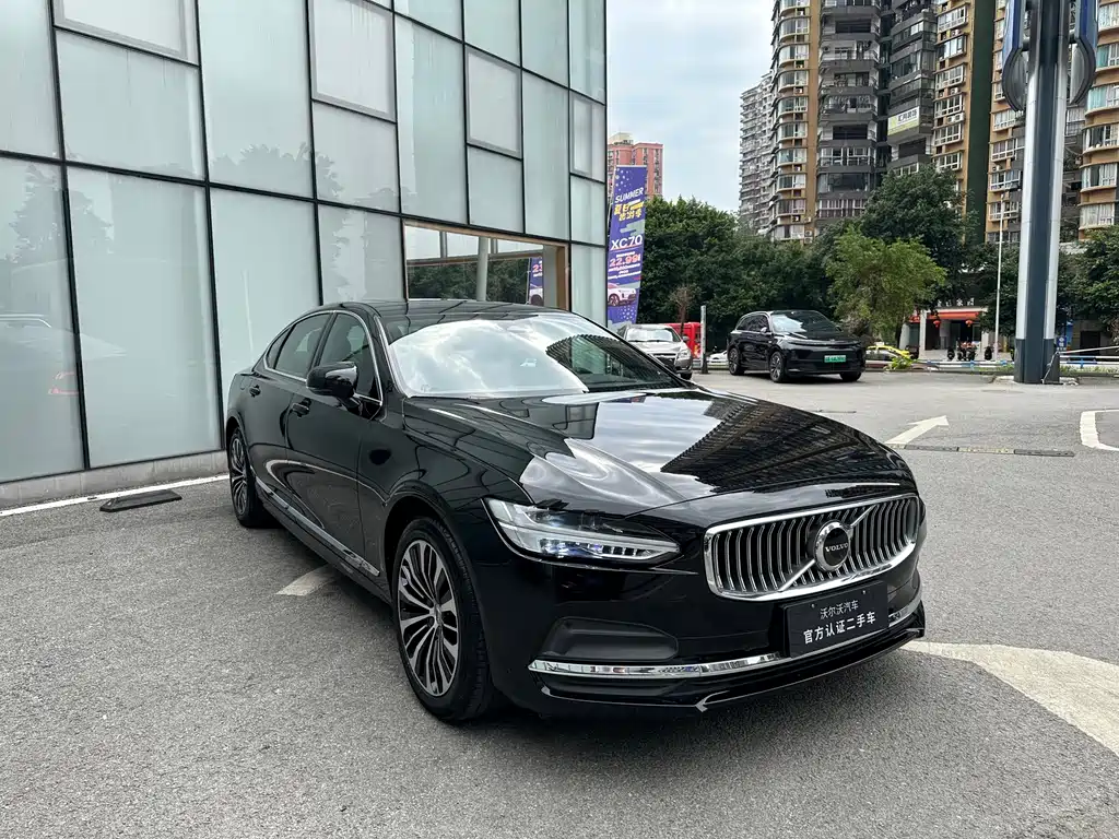 Volvo S90 — фото 3