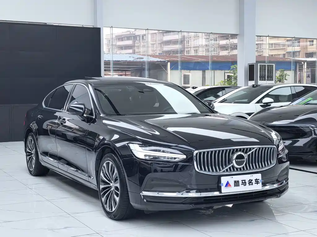 Volvo S90 — фото 3