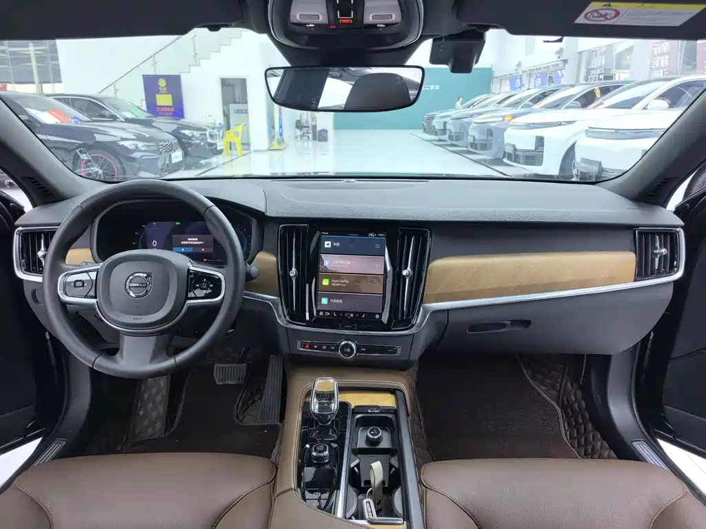 Volvo S90 — фото 7