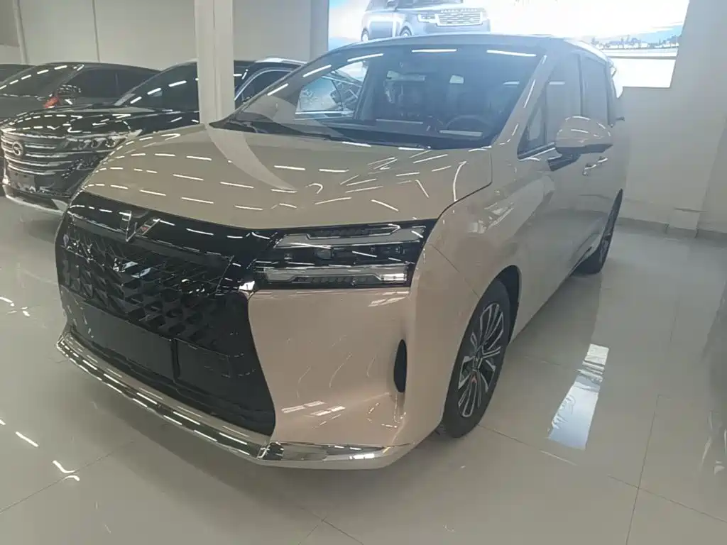 Wuling Xingguang 730 New Energy — фото 2