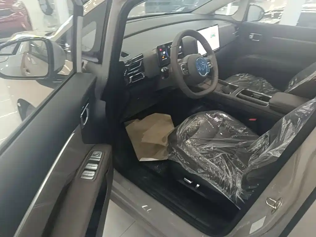 Wuling Xingguang 730 New Energy — фото 16