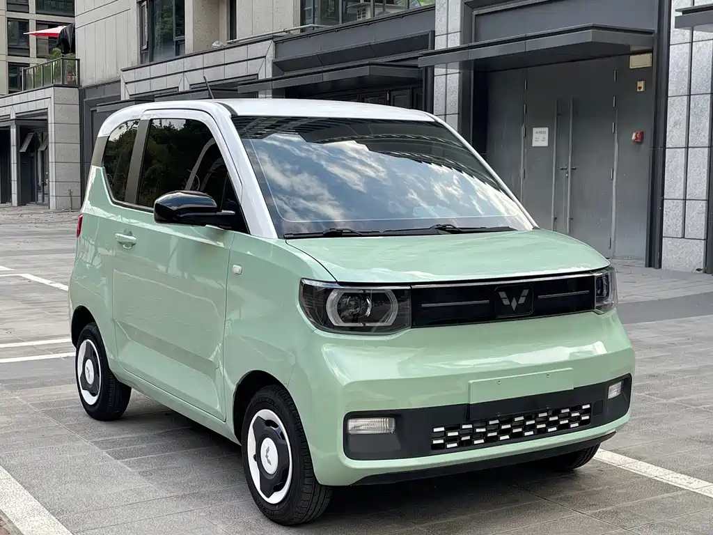 Wuling MINIEV — фото 3