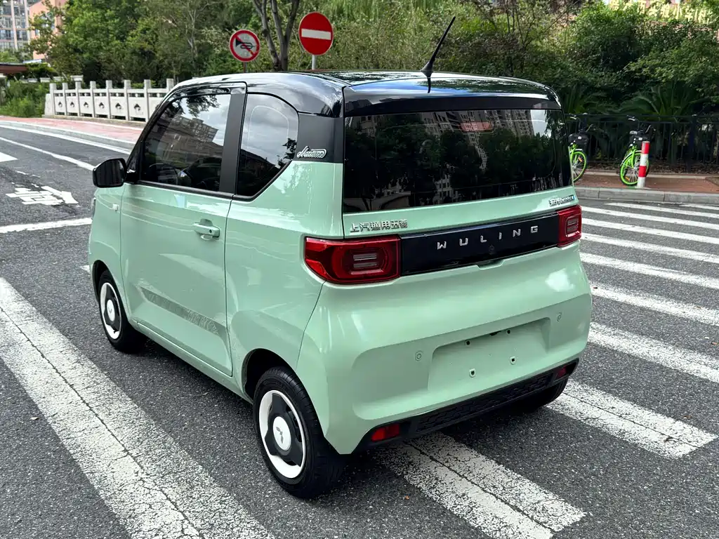 Wuling MINIEV — фото 6