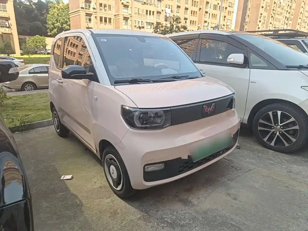 Wuling MINIEV — фото 4