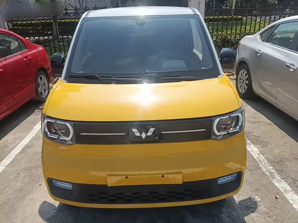 Wuling MINIEV — фото 3